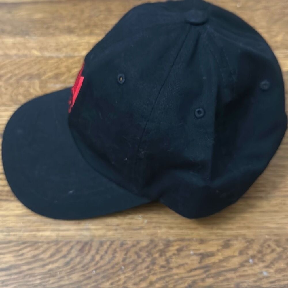 The Classics Yupoong Mens Black 100% Cotton Buckle BTS Logo Hat Cap Adjustable - Picture 2 of 7